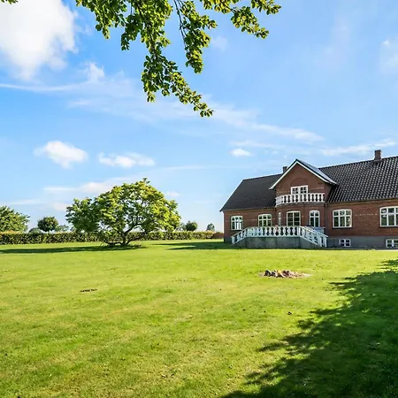 5 Bedroom In 別荘 *